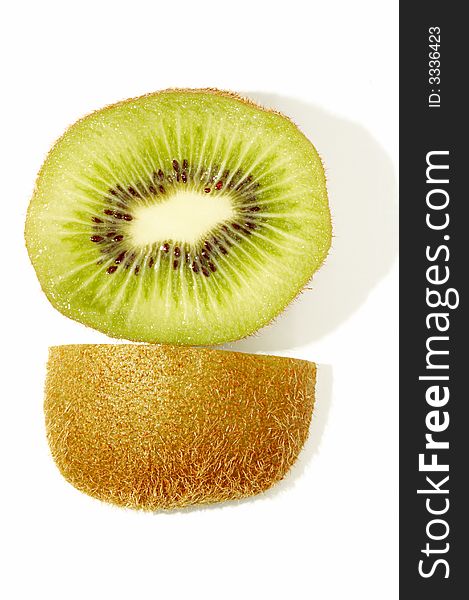 Kiwi slice and its skin