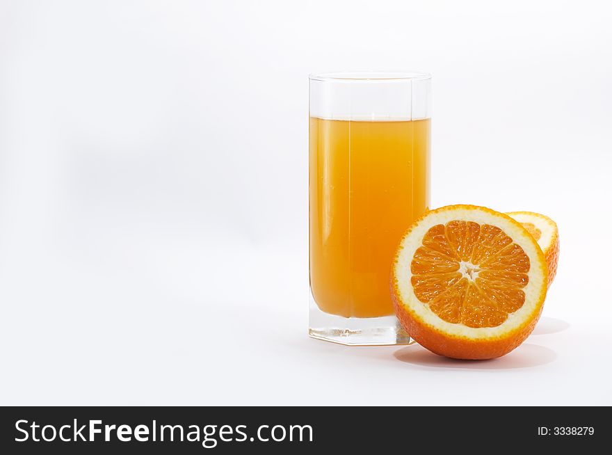 An image of glass with juice. An image of glass with juice