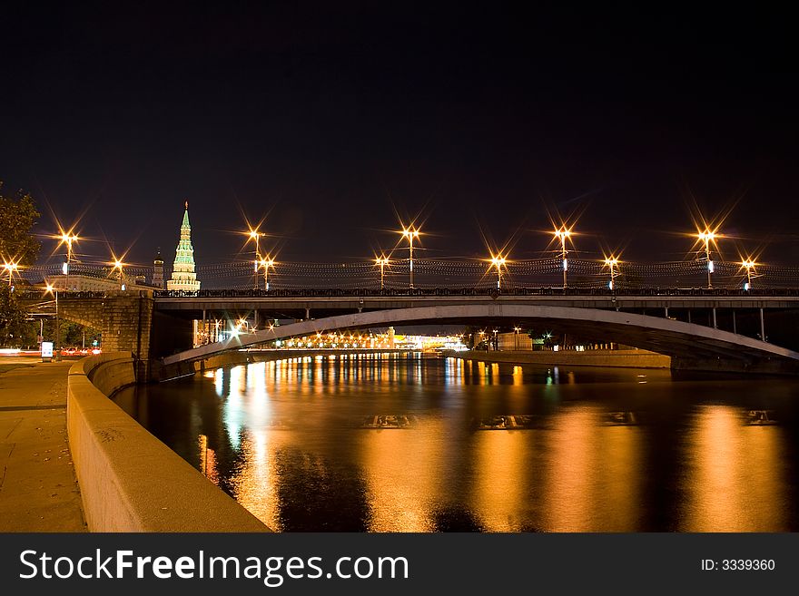 Sidewalk autumn bad bridge car city colored embankment evening fanari fantan fires foliage form fountain from headlights lanterns moscow night rain river street the weather wet