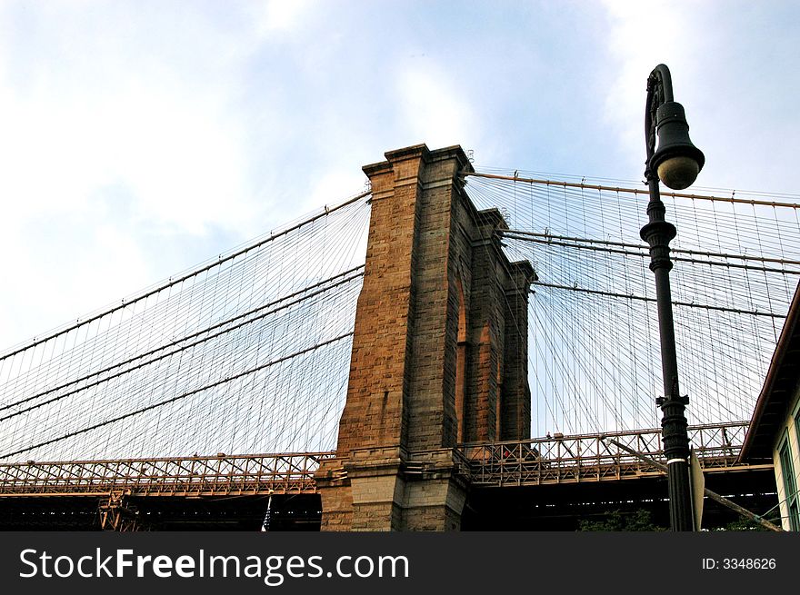 Brooklyn bridge and street lamp in new york