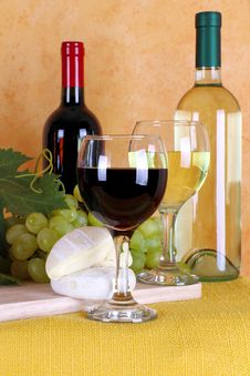 Wine, Cheese And Grapes Stock Photography Wine, Cheese And Grapes Stock Photography