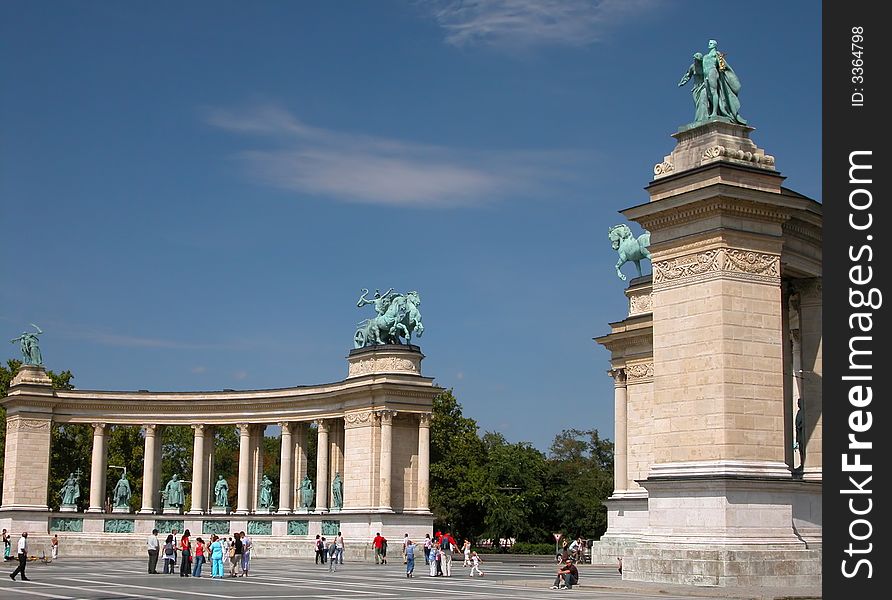 Heroes  Square