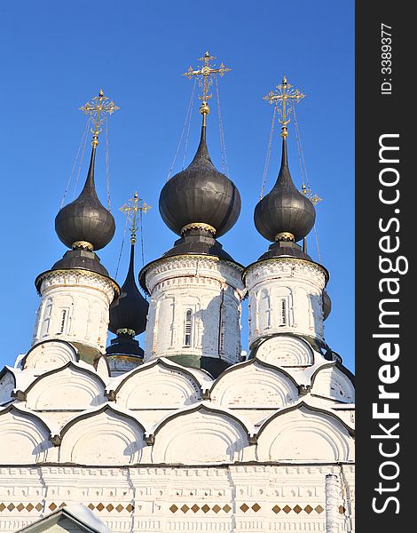 Cupolas and crosses on the Russian church (Suzdal)