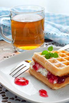 Waffles With Jam Royalty Free Stock Photography Waffles With Jam Royalty Free Stock Photography