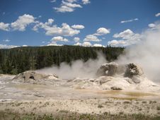 Grotto Geyser Royalty Free Stock Image Grotto Geyser Royalty Free Stock Image