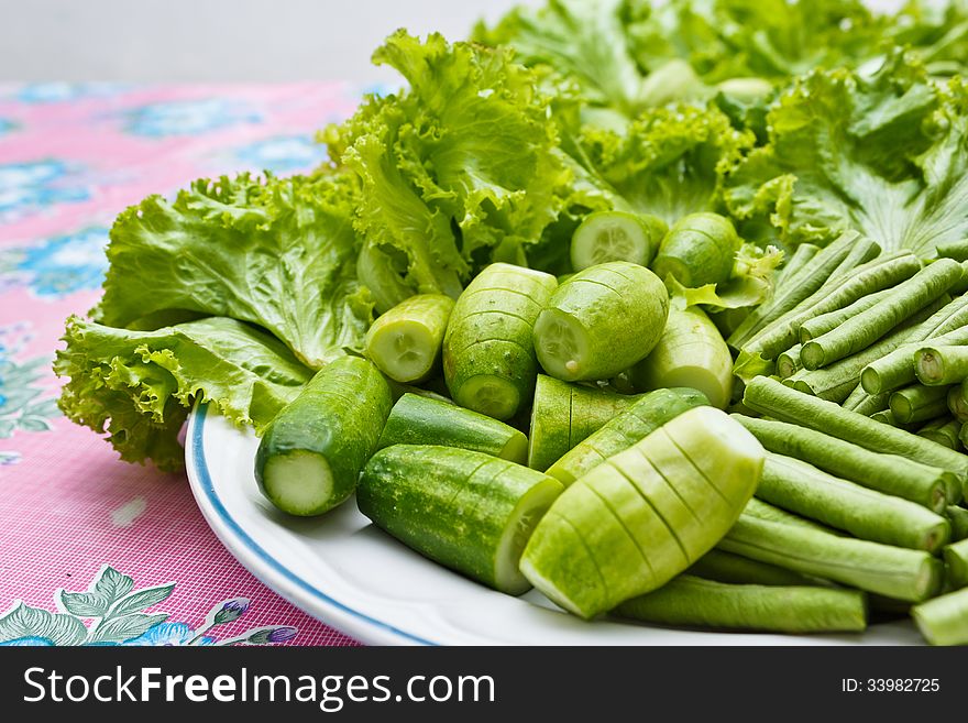 Many vegetables : Chinese Cabbage, Cucumber and cow-pea