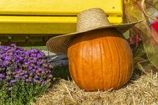 Pumpkin And Hat Royalty Free Stock Photo Pumpkin And Hat Royalty Free Stock Photo