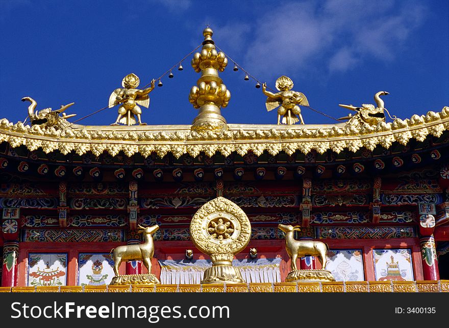 Golden roof of LaPuLen Lamasery( monastery of lamas),Gansu province, China. Golden roof of LaPuLen Lamasery( monastery of lamas),Gansu province, China.