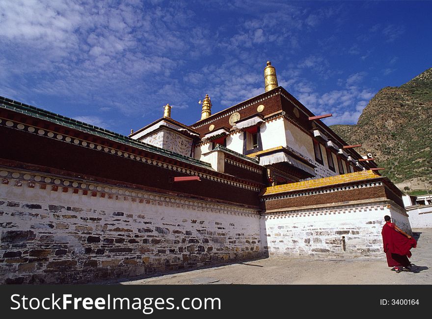 LaPuLen Lamasery( monastery of lamas),Gansu province, China.