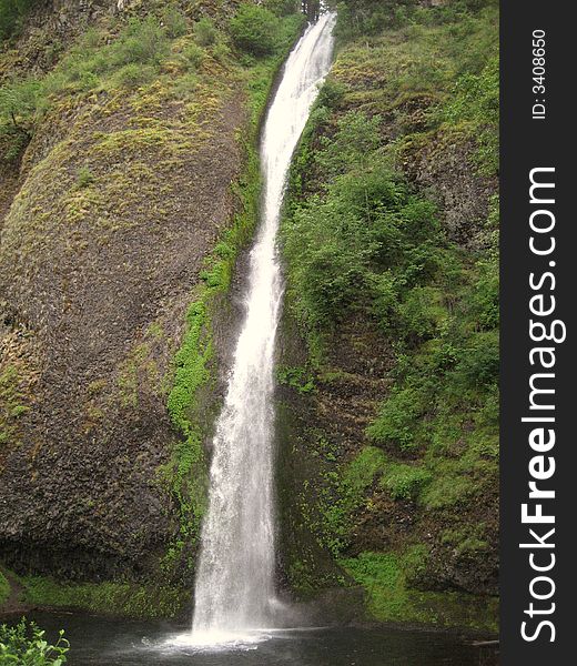Ponytail Falls is one of the many beautiful Waterfalls in Columbia River Gorge.