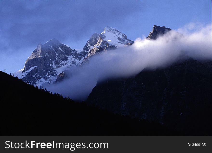 A jokul on the morning.Sichuan province,China. A jokul on the morning.Sichuan province,China.