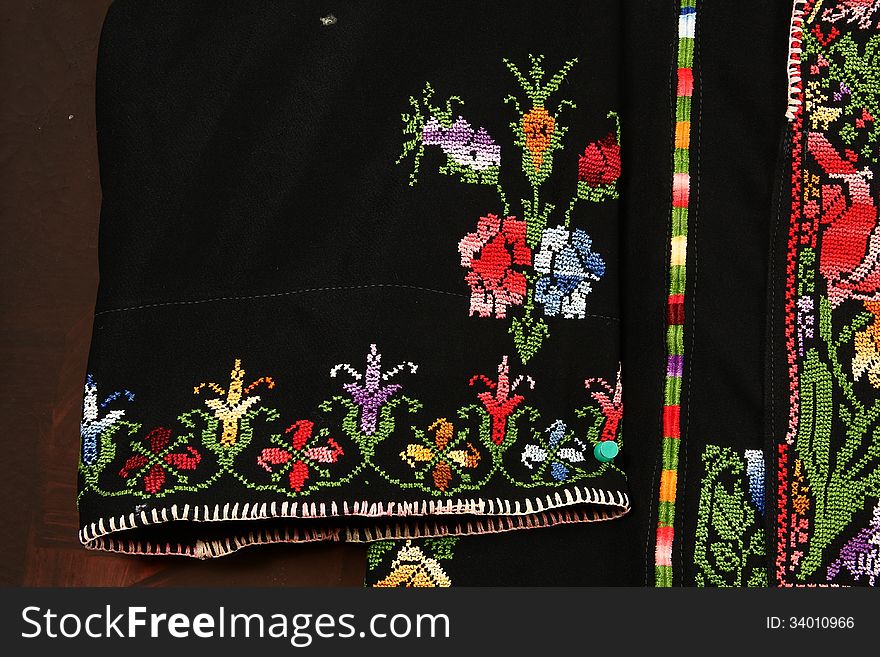 Embroidery made by needle using Silk, used to decorate clothing in the Middle. Embroidery made by needle using Silk, used to decorate clothing in the Middle