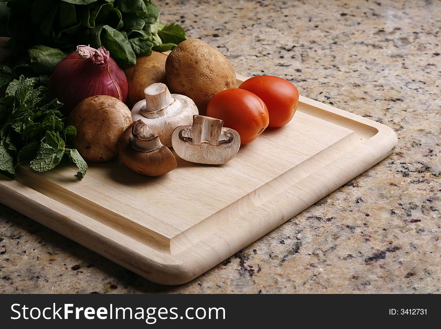 Showing a variety of vegetable food. Showing a variety of vegetable food.