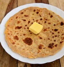 Indian Parantha &x28;stuffed Indian Bread&x29; Royalty Free Stock Photo Indian Parantha &x28;stuffed Indian Bread&x29; Royalty Free Stock Photo