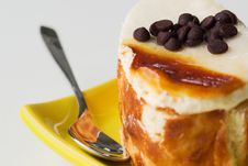 Cake With Spoon Royalty Free Stock Image Cake With Spoon Royalty Free Stock Image