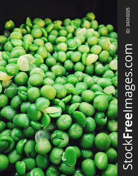 Image of green peas background