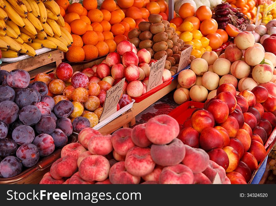 Assorted fruits
