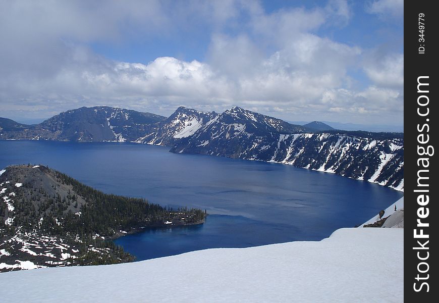 Crater Lake is a beautiful lake in Oregon