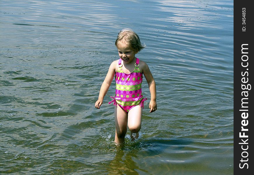 The girl runs on water. The girl runs on water