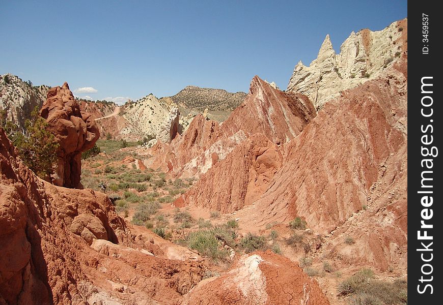 The picture taken from the Cottonwood Canyon Road.