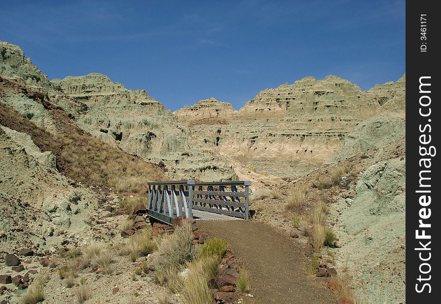 The bridge on Island in Time Trail in John Day Fossils National Monument.