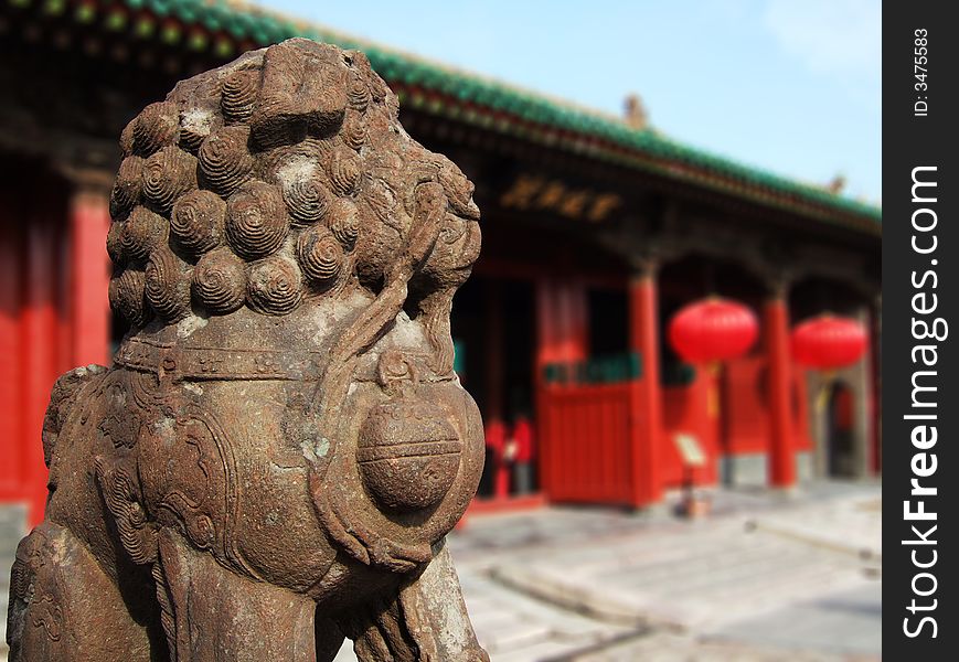 Stone Lion on the gate of Shenyang Imperial Palace