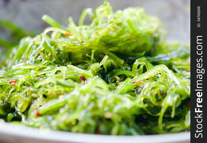 Seasoned Seaweed Salad