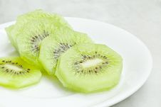 Kiwi Fruits Royalty Free Stock Images Kiwi Fruits Royalty Free Stock Images
