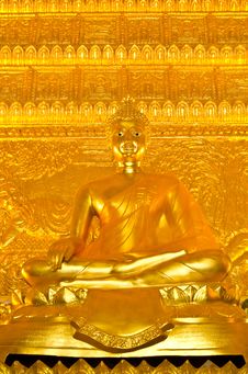 Golden Buddha Statue At The Temple In Thailand. Royalty Free Stock Photos Golden Buddha Statue At The Temple In Thailand. Royalty Free Stock Photos