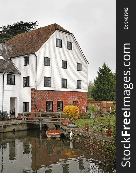 Autumn scene of an Historic Mill on the River Thames in England