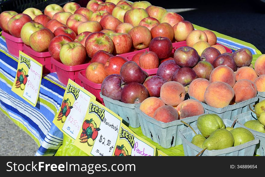 Fresh Produce for sale at an outdoor Farmers market in rural Michigan, USA