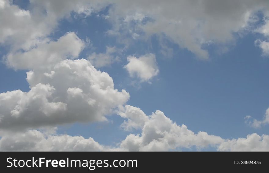 Sky With Clouds - Timelapse