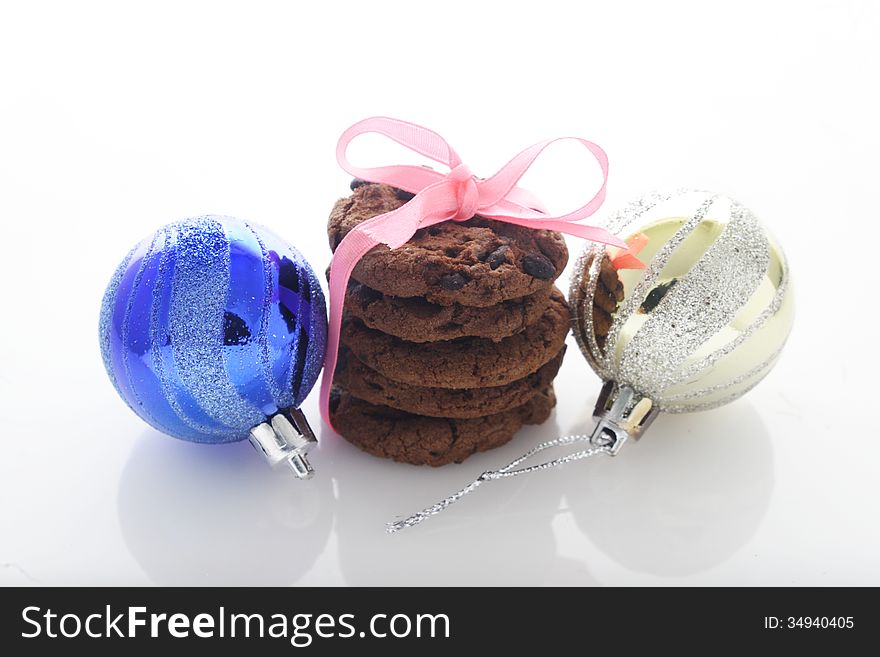 Chocolate Cookies & Christmas Balls