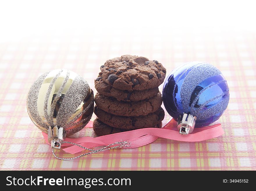 Chocolate Cookies & Christmas Balls