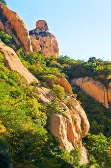 The Humanoid Boulders Of The Gallery Valley Of Zu Mountain Stock Photography The Humanoid Boulders Of The Gallery Valley Of Zu Mountain Stock Photography