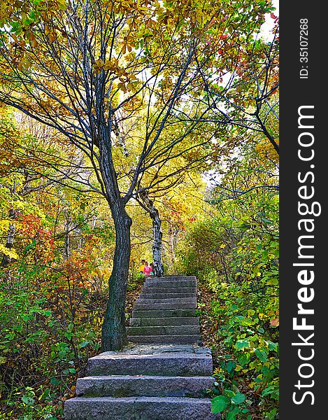 The stone steps of autumn Zu mountain