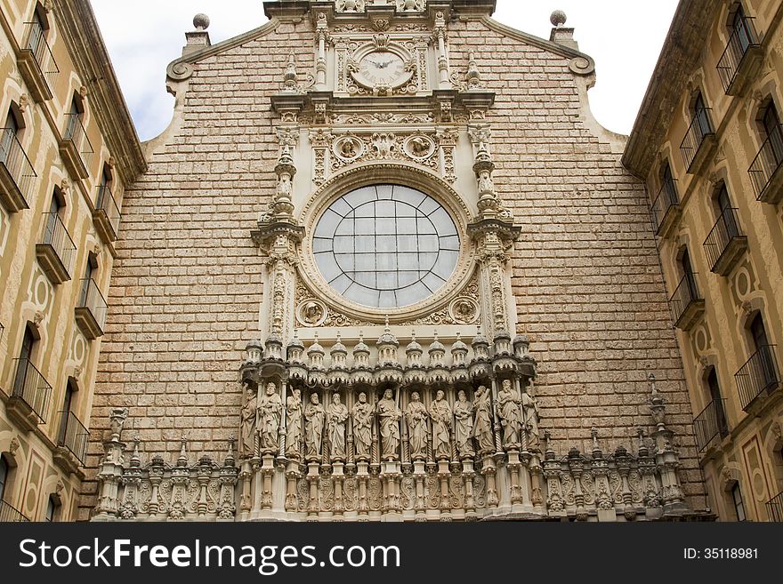 Spain. Kataloniya.Gory an array and The monastery Montserrat. Landscapes and Attractions. Spain. Kataloniya.Gory an array and The monastery Montserrat. Landscapes and Attractions