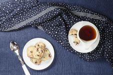 Porcelain Dishes And Cookies With Cranberries Stock Photography Porcelain Dishes And Cookies With Cranberries Stock Photography
