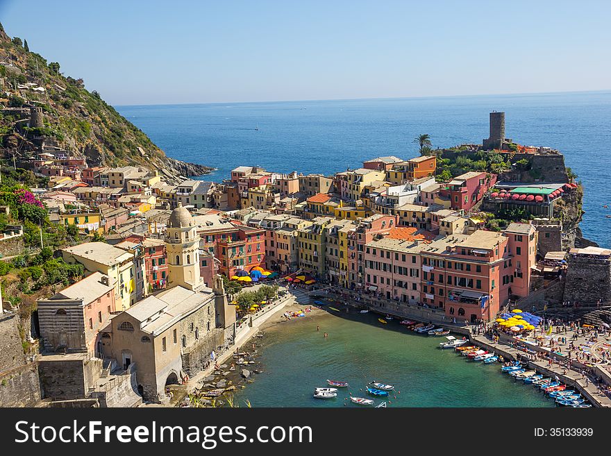 A picture of Vernazza in cinque terre