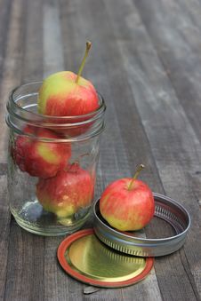 Crabapples In A Sealer Jar Royalty Free Stock Photography