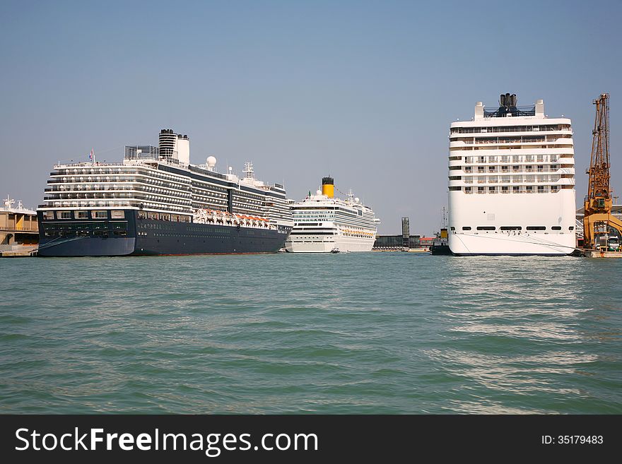 A cruise ships at anchor in the Venice port