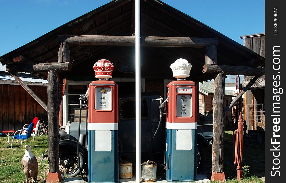 Montana state retro gas station
