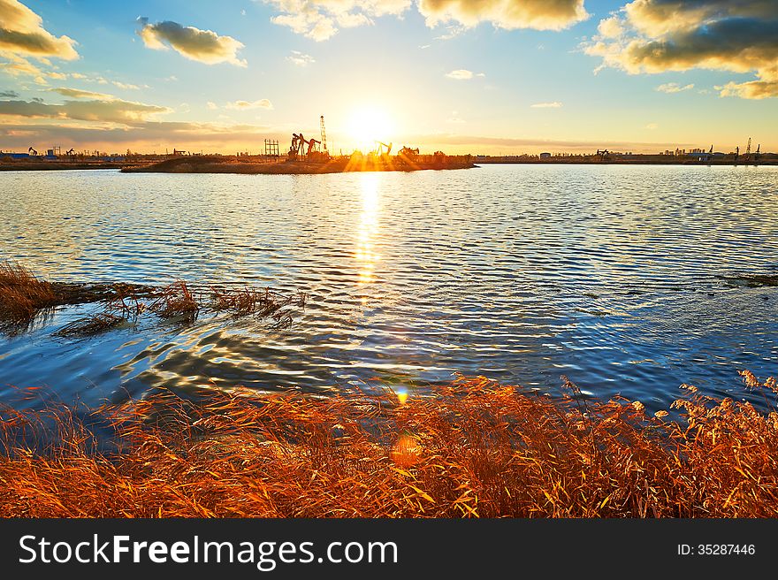 The golden grass lake pumping unit