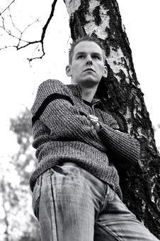 Boy With The Dead Tree Royalty Free Stock Photos Boy With The Dead Tree Royalty Free Stock Photos