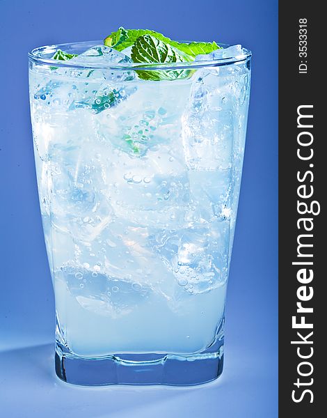 Cocktails With Mint