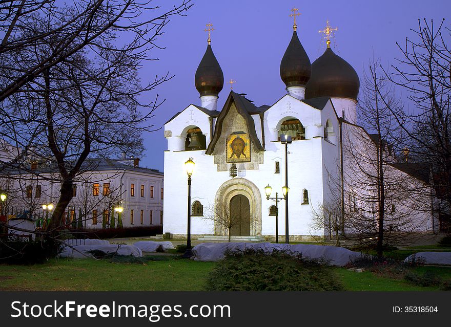 The main Pokrovsky Monastery. Founded by the Grand Duchess Elizaveta Feodorovna in 1909. The main Pokrovsky Monastery. Founded by the Grand Duchess Elizaveta Feodorovna in 1909.