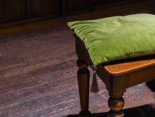 Green Cushion On Wooden Chair Royalty Free Stock Images Green Cushion On Wooden Chair Royalty Free Stock Images