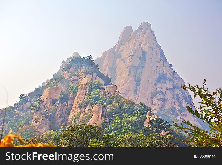 The photo taken in China's Hebei province qinhuangdao city,ancestral mountain scenic area,the gallery valley.The time is October 4, 2013. The photo taken in China's Hebei province qinhuangdao city,ancestral mountain scenic area,the gallery valley.The time is October 4, 2013.