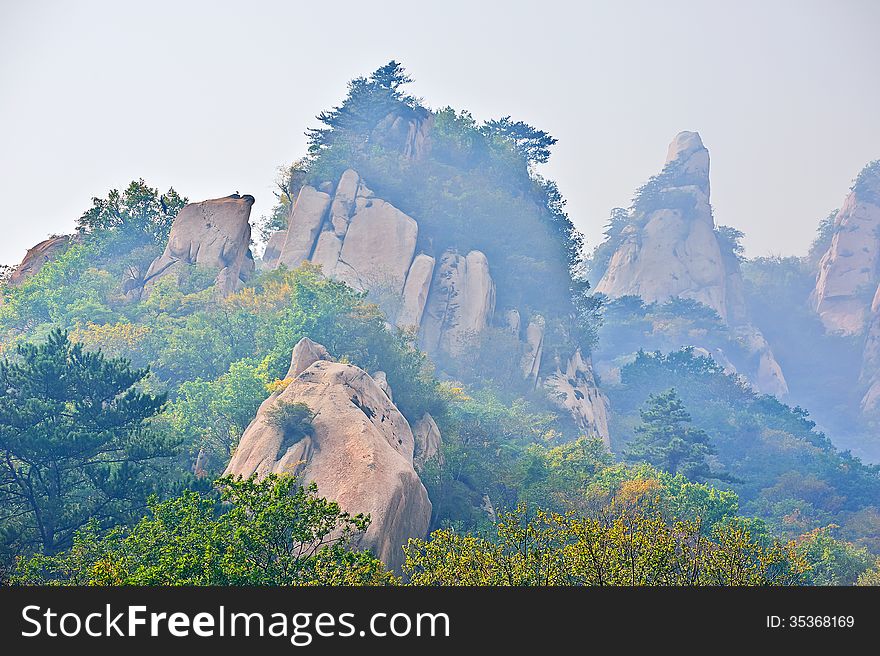 The photo taken in China's Hebei province qinhuangdao city,ancestral mountain scenic area,the gallery valley.The time is October 4, 2013. The photo taken in China's Hebei province qinhuangdao city,ancestral mountain scenic area,the gallery valley.The time is October 4, 2013.