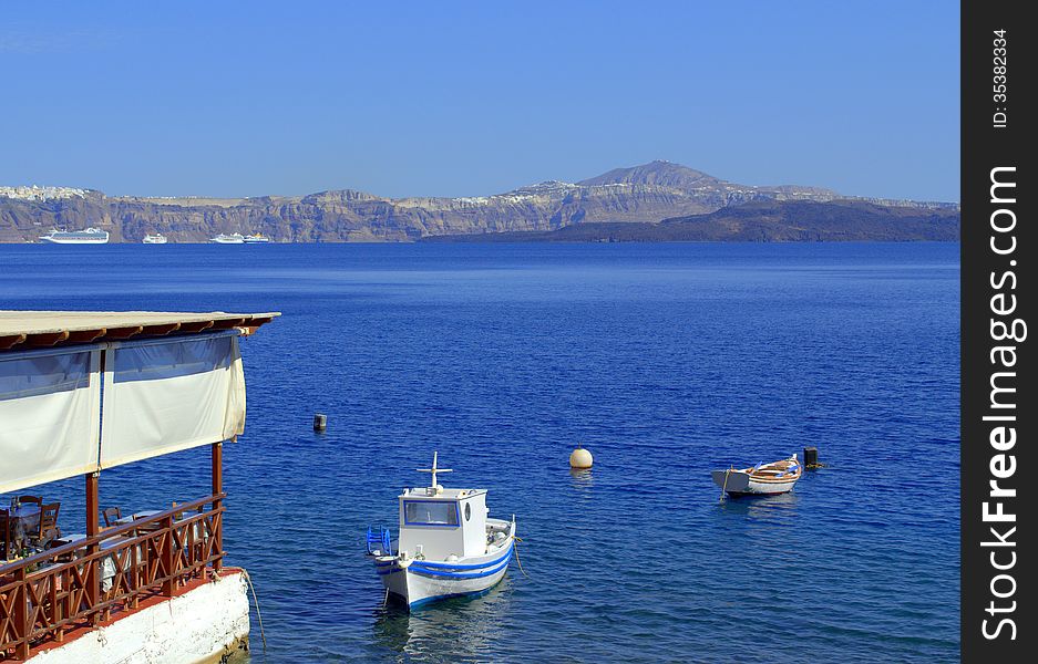 Splendid view of Santorini from Thirasia islan